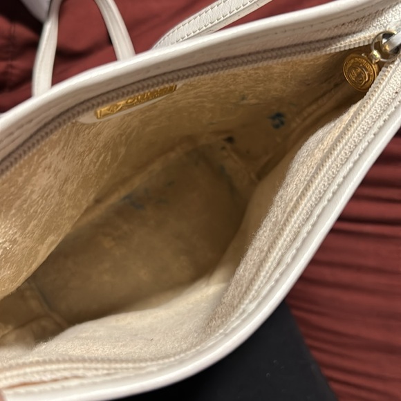 Vintage White Monogram Small Gucci Shoulder Purse - Picture 6 of 7